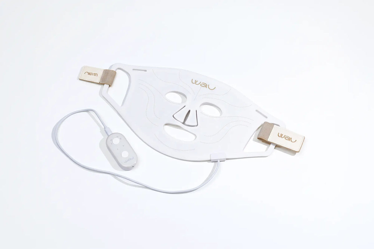 LED MASK 1.0 - fototerapeutická maska na obličej
